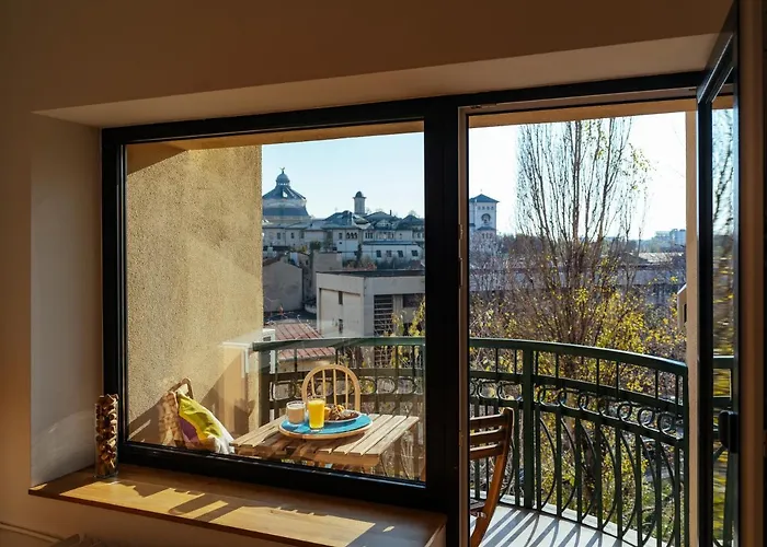 Modern Design Бухарест