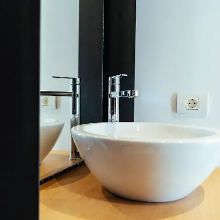 Modern Design Apartment *