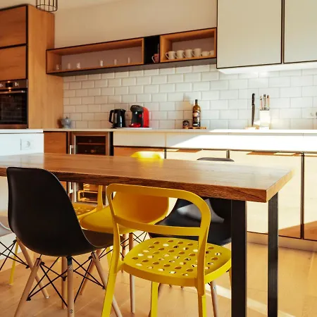 Modern Design Apartment *