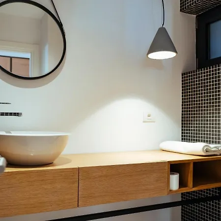Modern Design דירה *